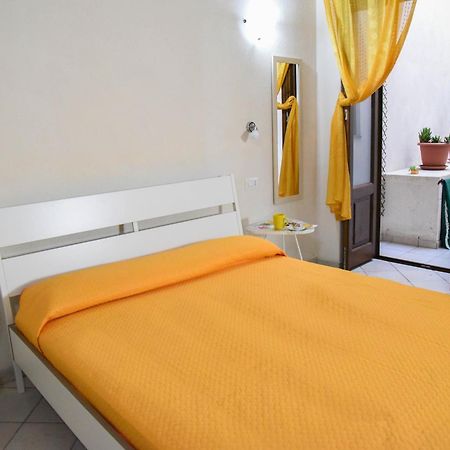 Venti Di Mare Apartment Липари Екстериор снимка