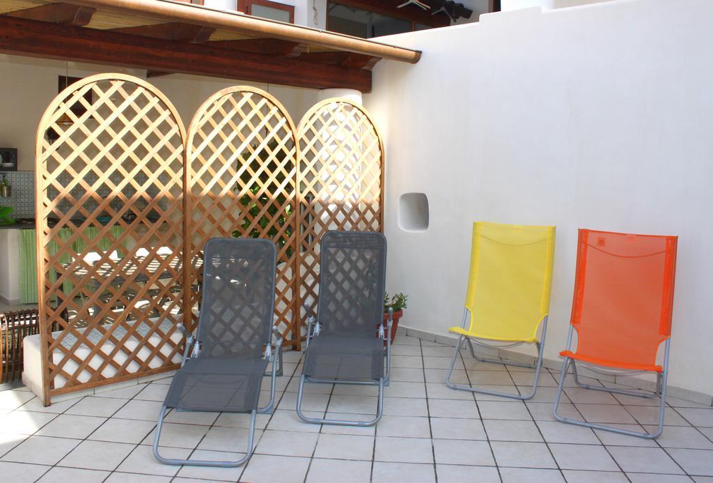 Venti Di Mare Apartment Липари Екстериор снимка