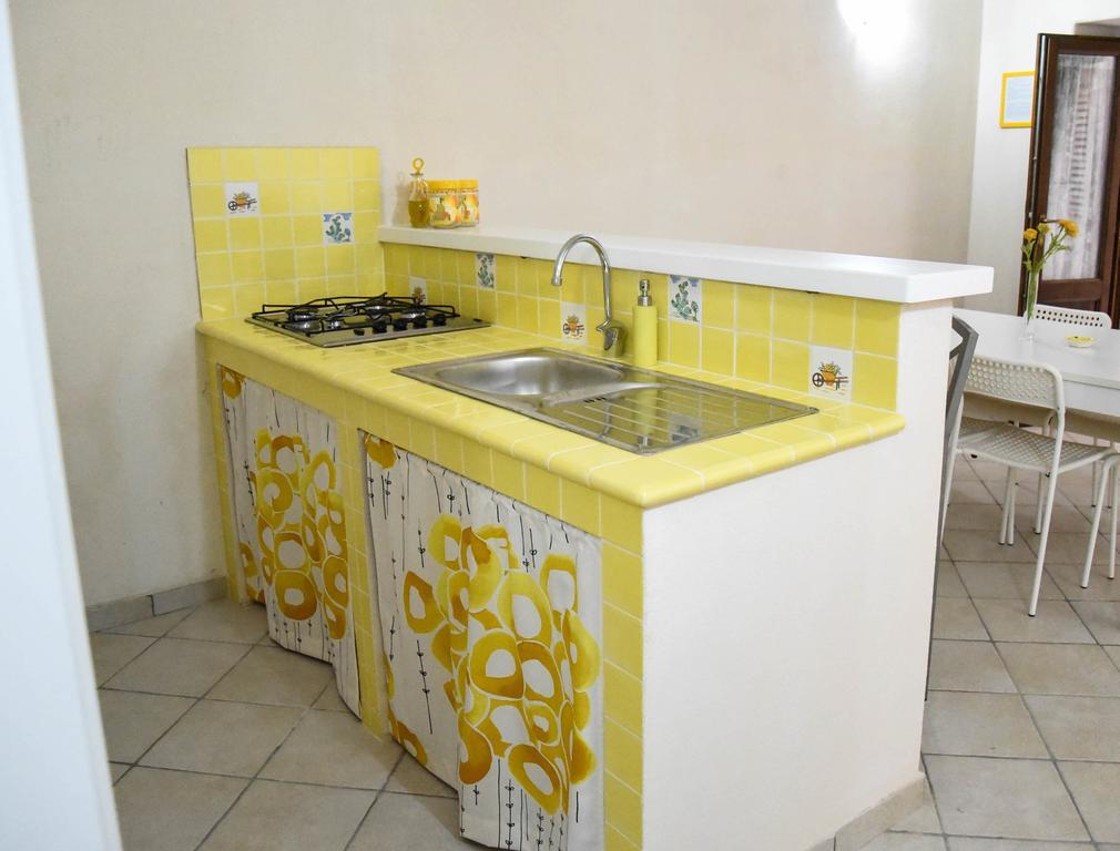 Venti Di Mare Apartment Липари Екстериор снимка